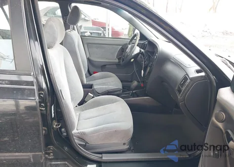 2004 Hyundai Elantra Gls/Gt из США, поврежденный, VIN KMHDN46D44U881901